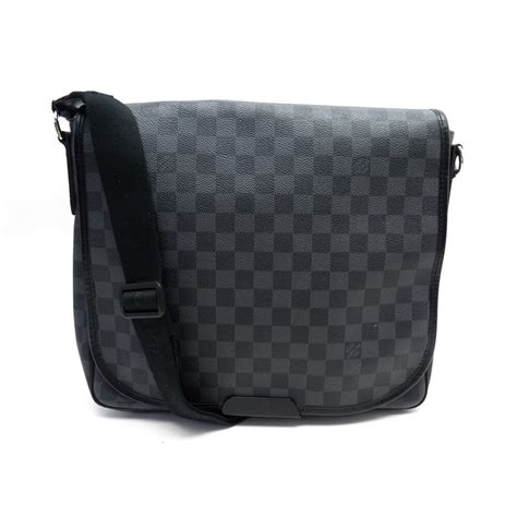 sacoche louis vuitton avec motif|Louis Vuitton boutique en ligne.